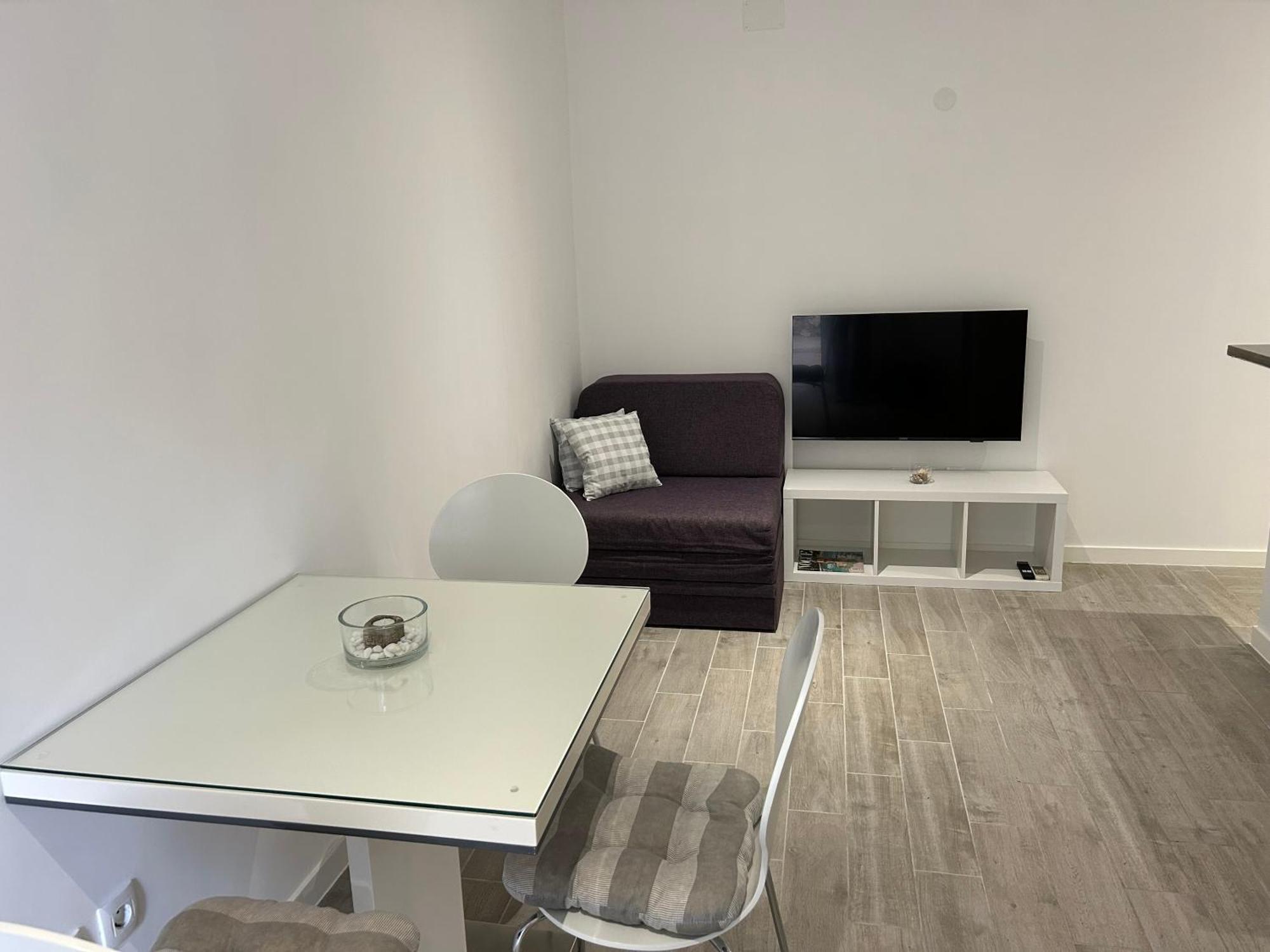 Apartmani Milka I Jozo Omis Phòng bức ảnh