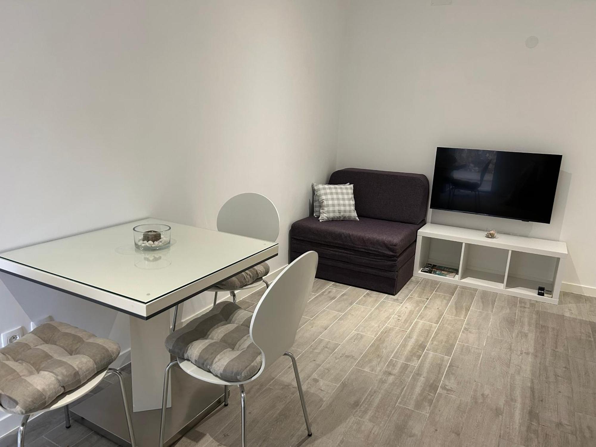 Apartmani Milka I Jozo Omis Phòng bức ảnh