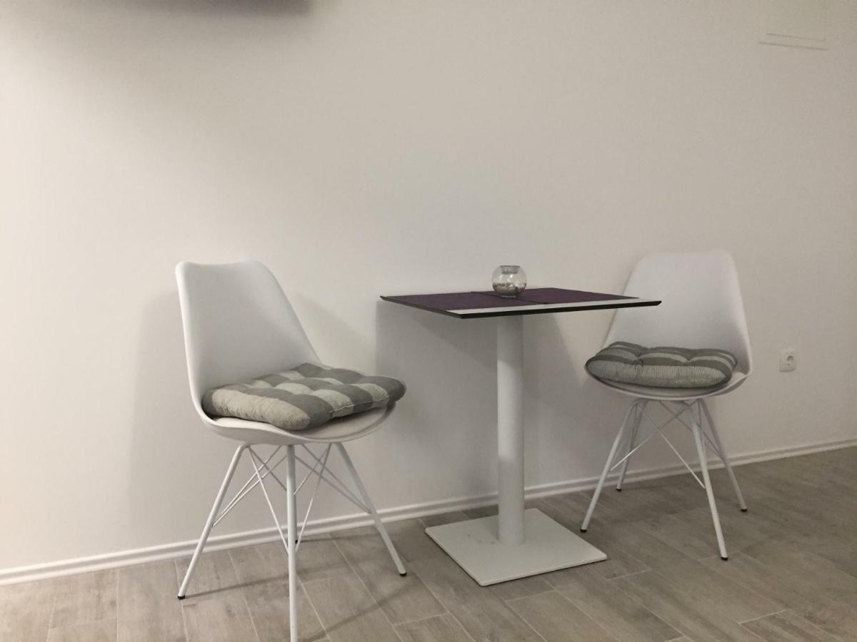 Apartmani Milka I Jozo Omis Ngoại thất bức ảnh
