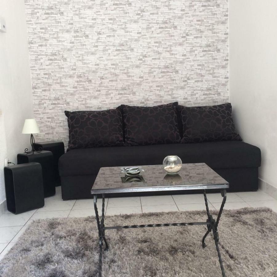 Apartmani Milka I Jozo Omis Ngoại thất bức ảnh